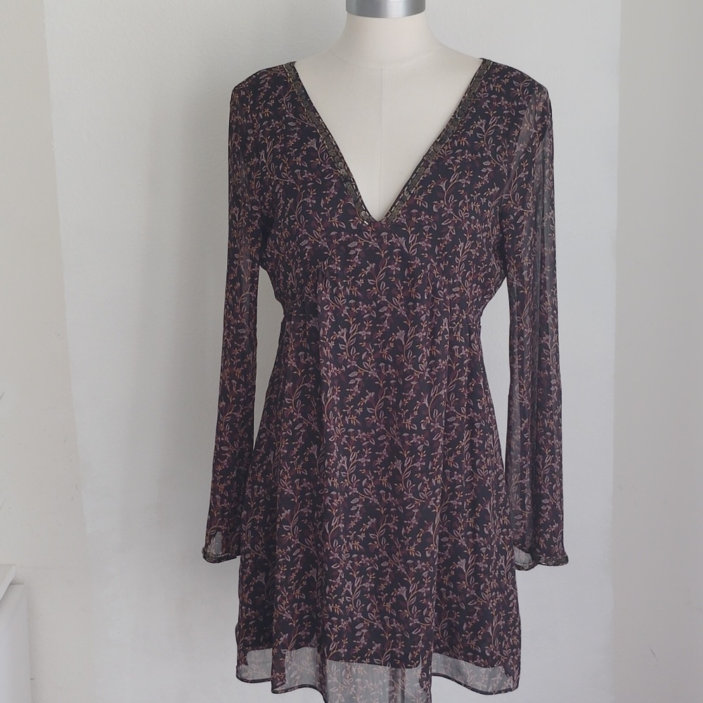 Forever 21 Contemporary Babydoll Dress Size XS Dark Floral Tie Bell Sleeve Boho